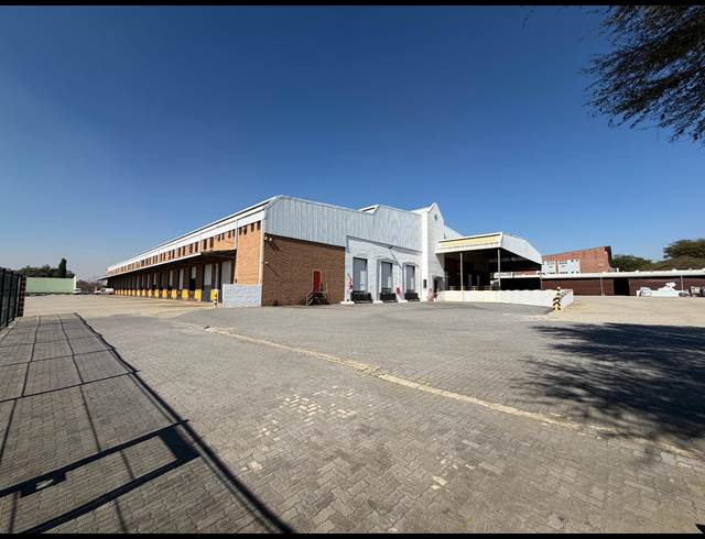 7,988M² WAREHOUSE TO LET IN RANDJESPARK