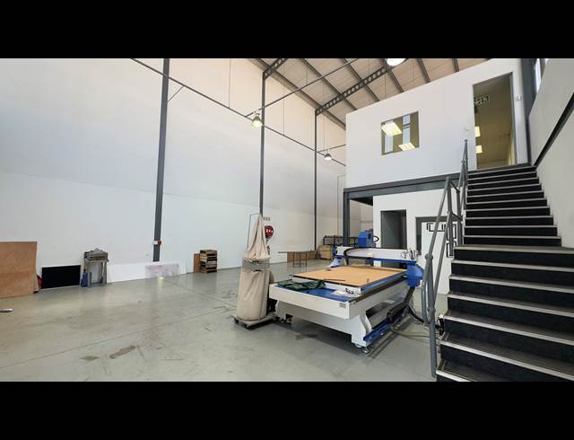 286M² WAREHOUSE TO LET IN MEADOWDALE