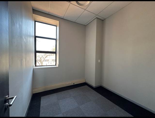 231.10M² OFFICE TO LET IN HIGHVELD TECHNOPARK