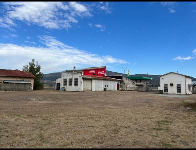 2,400M² INDUSTRIAL YARD TO LET IN PAARL CENTRAL