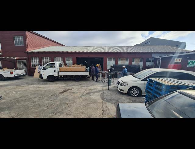 400M² FACTORY TO LET IN WETTON