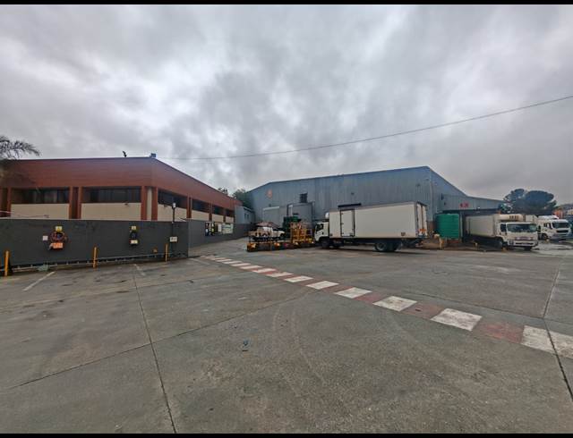 4,577M² WAREHOUSE TO LET IN ORMONDE