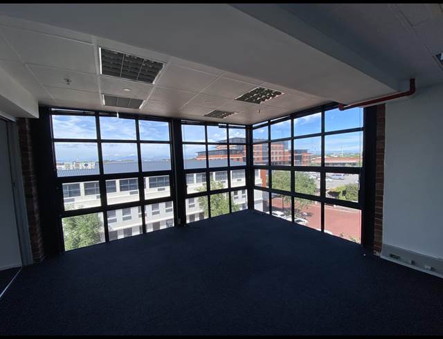 58M² OFFICE TO LET IN OBSERVATORY