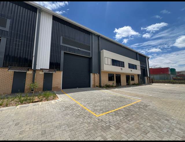 519M² WAREHOUSE TO LET IN SAMRAND BUSINESS PARK