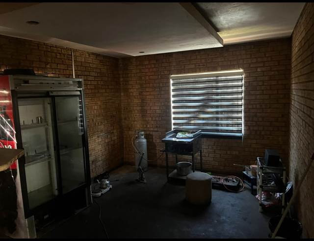 750M² WAREHOUSE TO LET IN AMALGAM