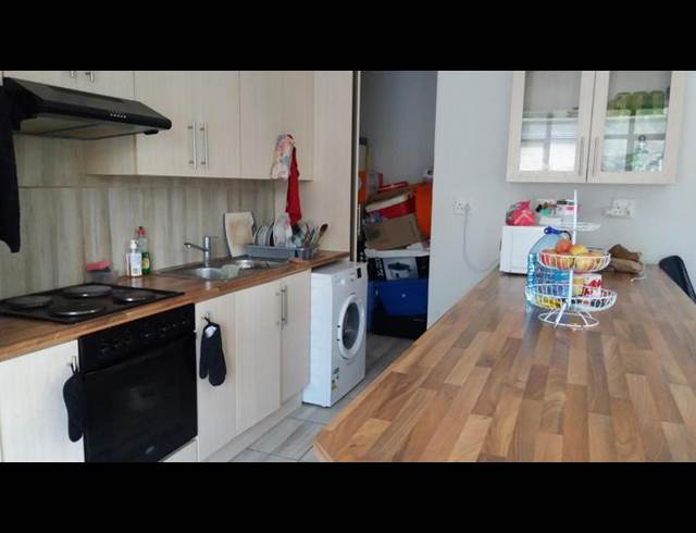 2 BEDROOM PROPERTY TO RENT IN RONDEBOSCH
