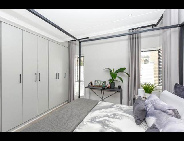 2 BEDROOM PROPERTY TO RENT IN BRYANSTON