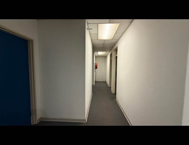 3,500M² WAREHOUSE TO LET IN SPRINGFIELD PARK