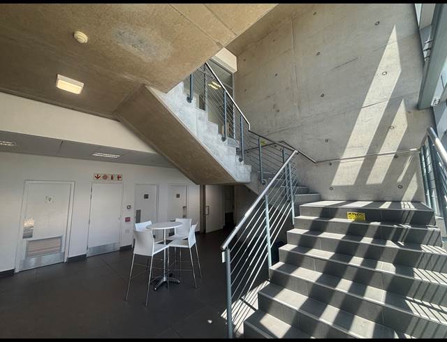 441M² OFFICE TO LET IN BLACKHEATH INDUSTRIAL