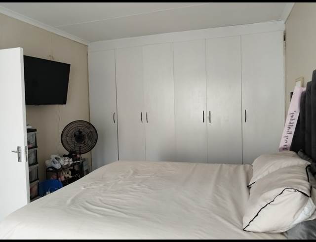 3 BEDROOM FREESTANDING TO LET IN ILLIONDALE