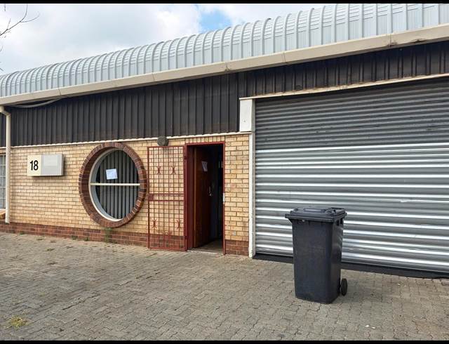300M² WAREHOUSE TO LET IN ALBERTON NORTH