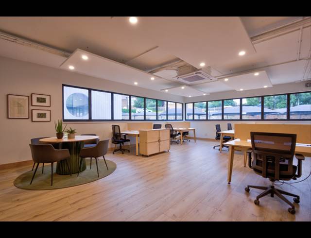112.62M² SERVICED OFFICE TO LET IN ALLANDALE