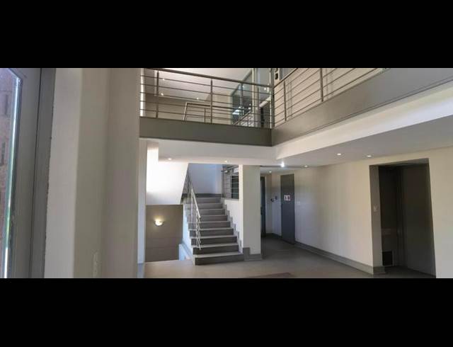 BUSINESS PROPERTY TO RENT IN MENLYN