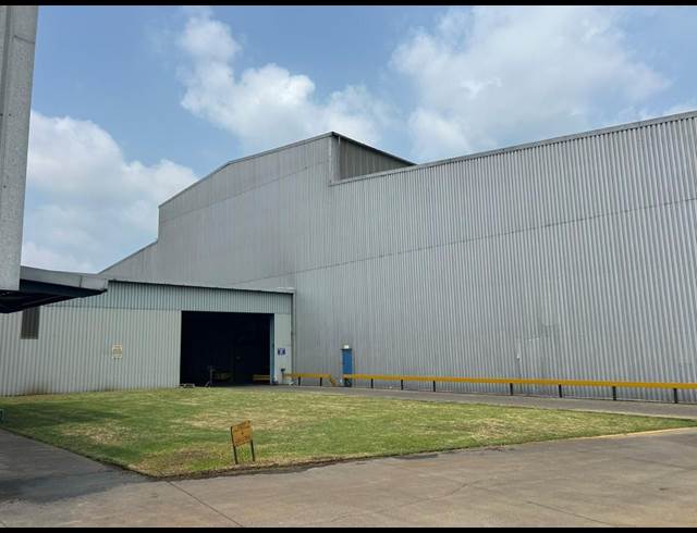 6,657M² WAREHOUSE TO LET IN ANDERBOLT