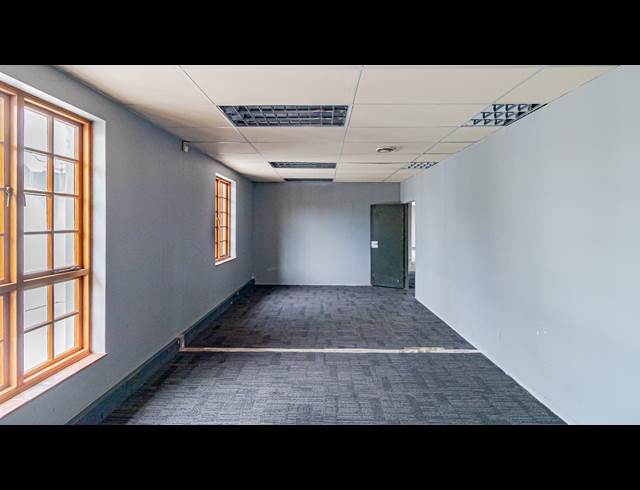 1,702M² OFFICE TO LET IN KENSINGTON B