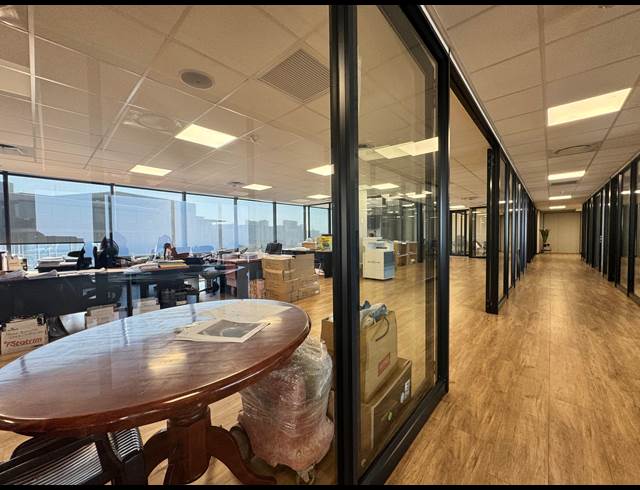 400M² OFFICE TO LET IN UMHLANGA RIDGE