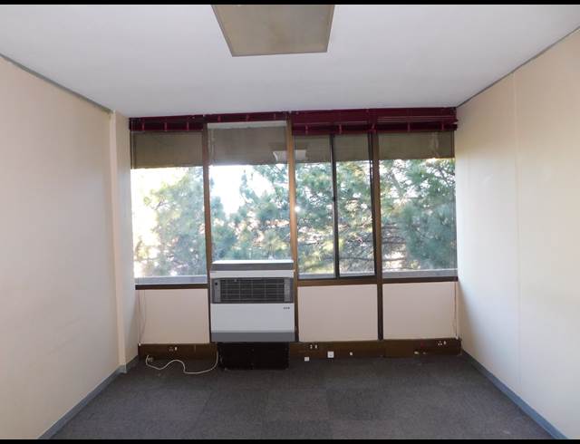 291M² OFFICE TO LET IN FERNDALE