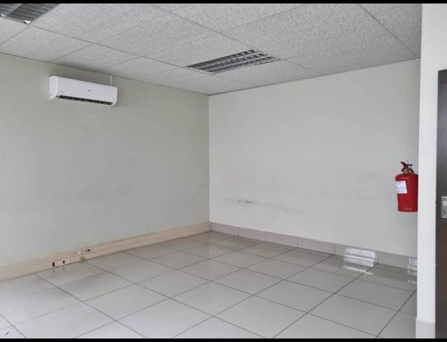 36M² OFFICE TO LET IN NELSPRUIT EXT 2