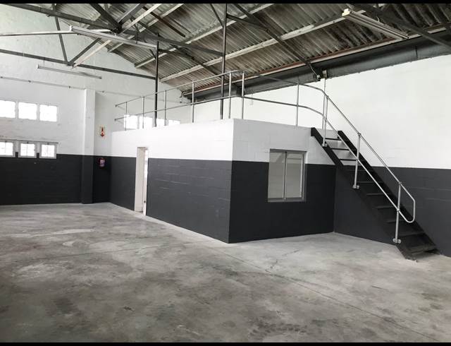 200M² WAREHOUSE TO LET IN EPPING INDUSTRIAL