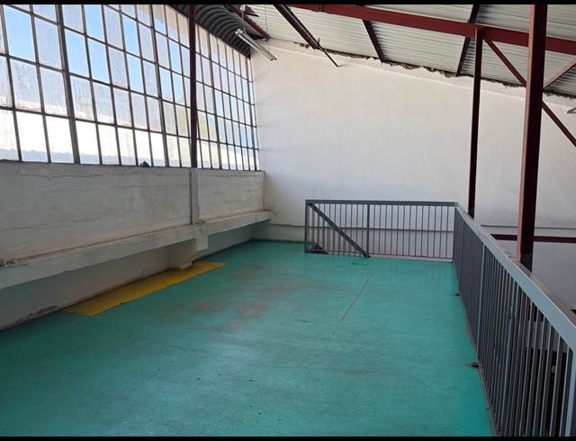 153M² WAREHOUSE TO LET IN STEELEDALE