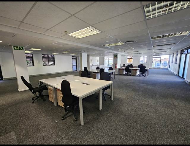 640M² OFFICE TO LET IN CENTURY CITY