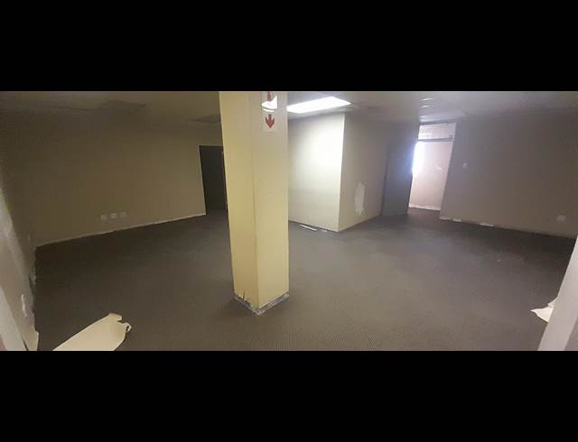 177M² OFFICE TO LET IN NORTH BEACH