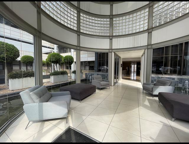 712M² OFFICE TO LET IN SANDTON CENTRAL