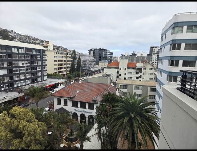 336M² OFFICE TO LET IN SEA POINT