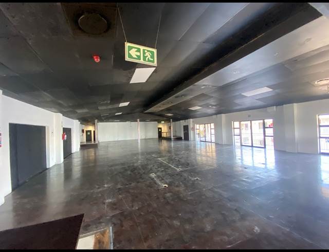 370M² RETAIL TO LET IN PARKLANDS