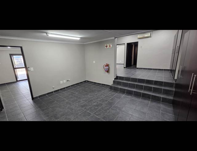 85M² OFFICE TO LET IN NELSPRUIT EXT 1