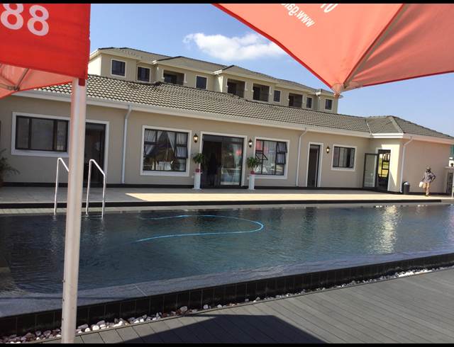 2 bed property to rent in MAROELADAL