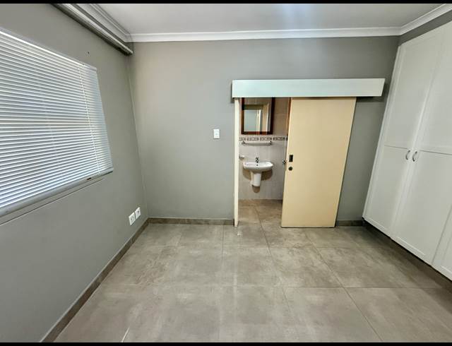 1 BEDROOM APARTMENT TO LET IN UMHLANGA RIDGE