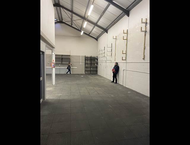 247M² WAREHOUSE RENTED IN CAPRICORN