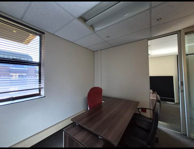 283M² OFFICE TO LET IN ROSEBANK