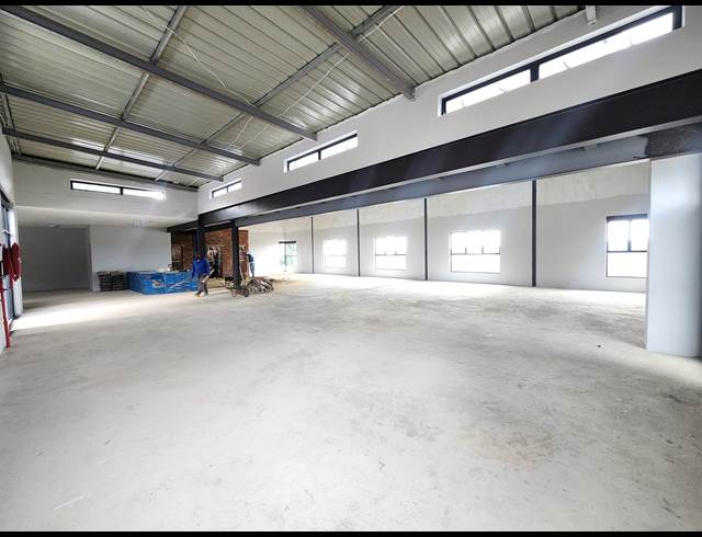 42M² OFFICE TO LET IN ZWARTKOP