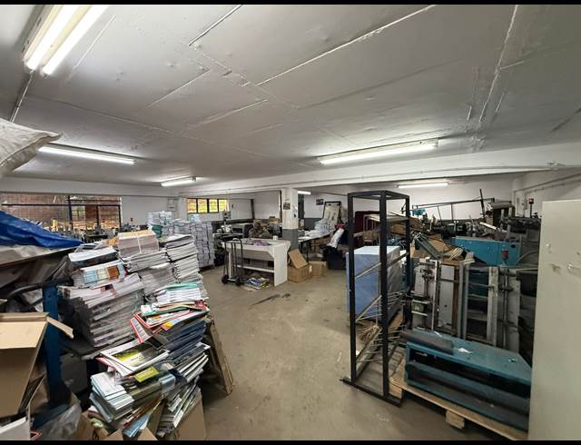 1,390M² WAREHOUSE TO LET IN STRIJDOMPARK