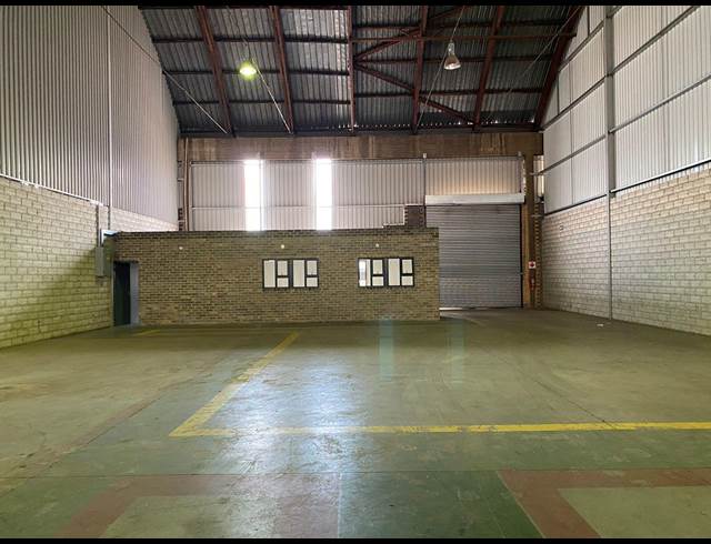 460M² WAREHOUSE TO LET IN DRIEHOEK
