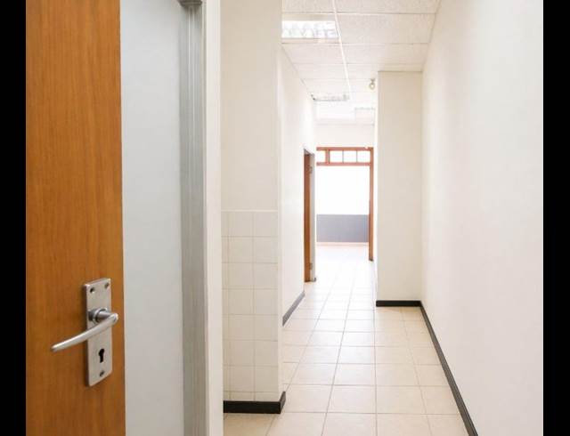 134M² BUSINESS CENTRE TO LET IN NELSPRUIT EXT 14