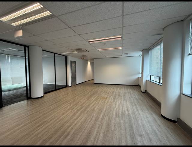 967M² OFFICE TO LET IN ROSEBANK