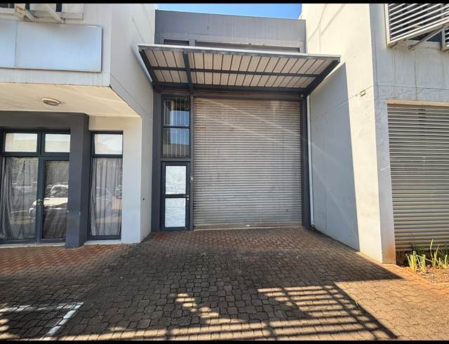 634M² WAREHOUSE TO LET IN UMHLANGA RIDGE