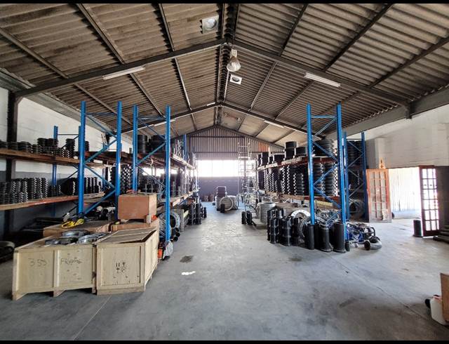 815M² FACTORY TO LET IN BLACKHEATH INDUSTRIAL