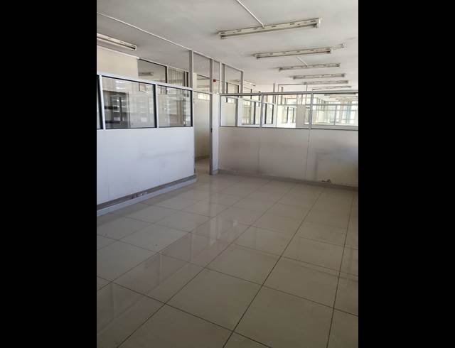 320M² OFFICE TO LET IN ALBERTON NORTH