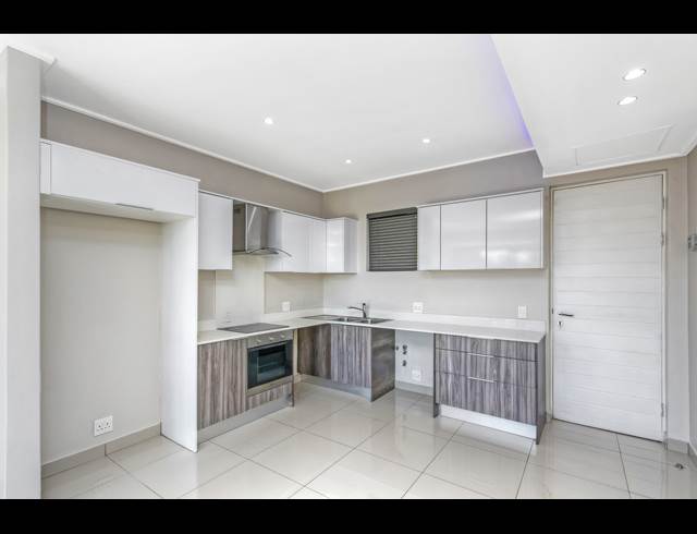2 BEDROOM APARTMENT TO LET IN PARKMORE