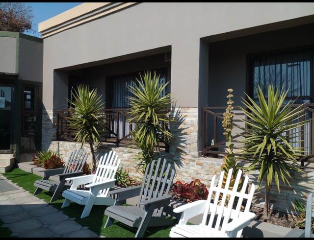 M² BUILDING TO LET IN ELANDSPARK
