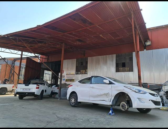337M² WAREHOUSE TO LET IN WADEVILLE