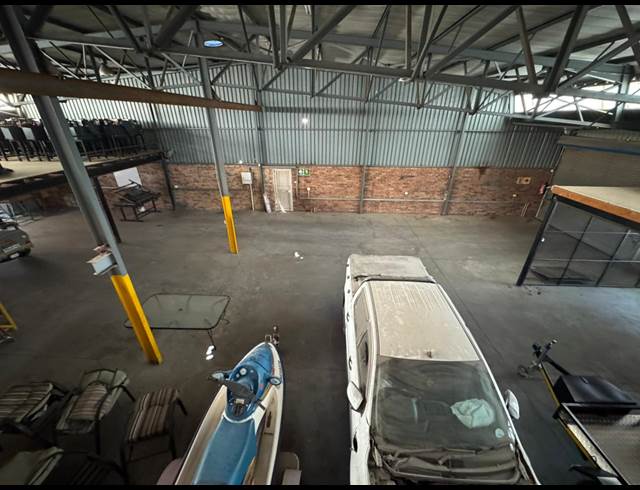 775M² WAREHOUSE TO LET IN ROBERTVILLE