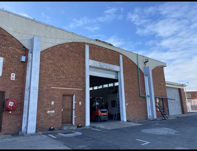850M² FACTORY TO LET IN BEACONVALE