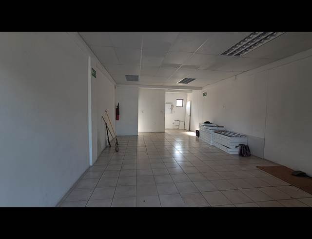 51.62M² BUSINESS TO LET IN SOUTHERNWOOD
