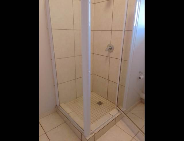 1 BEDROOM APARTMENT TO LET IN BALLITO CENTRAL