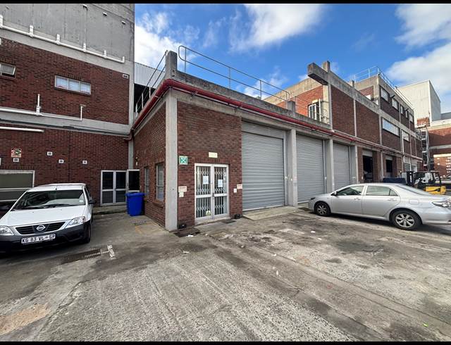 363M² WAREHOUSE TO LET IN BELLVILLE SOUTH